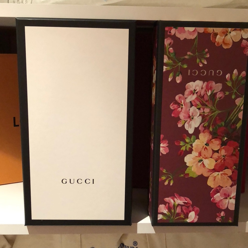 Gucci shoe box